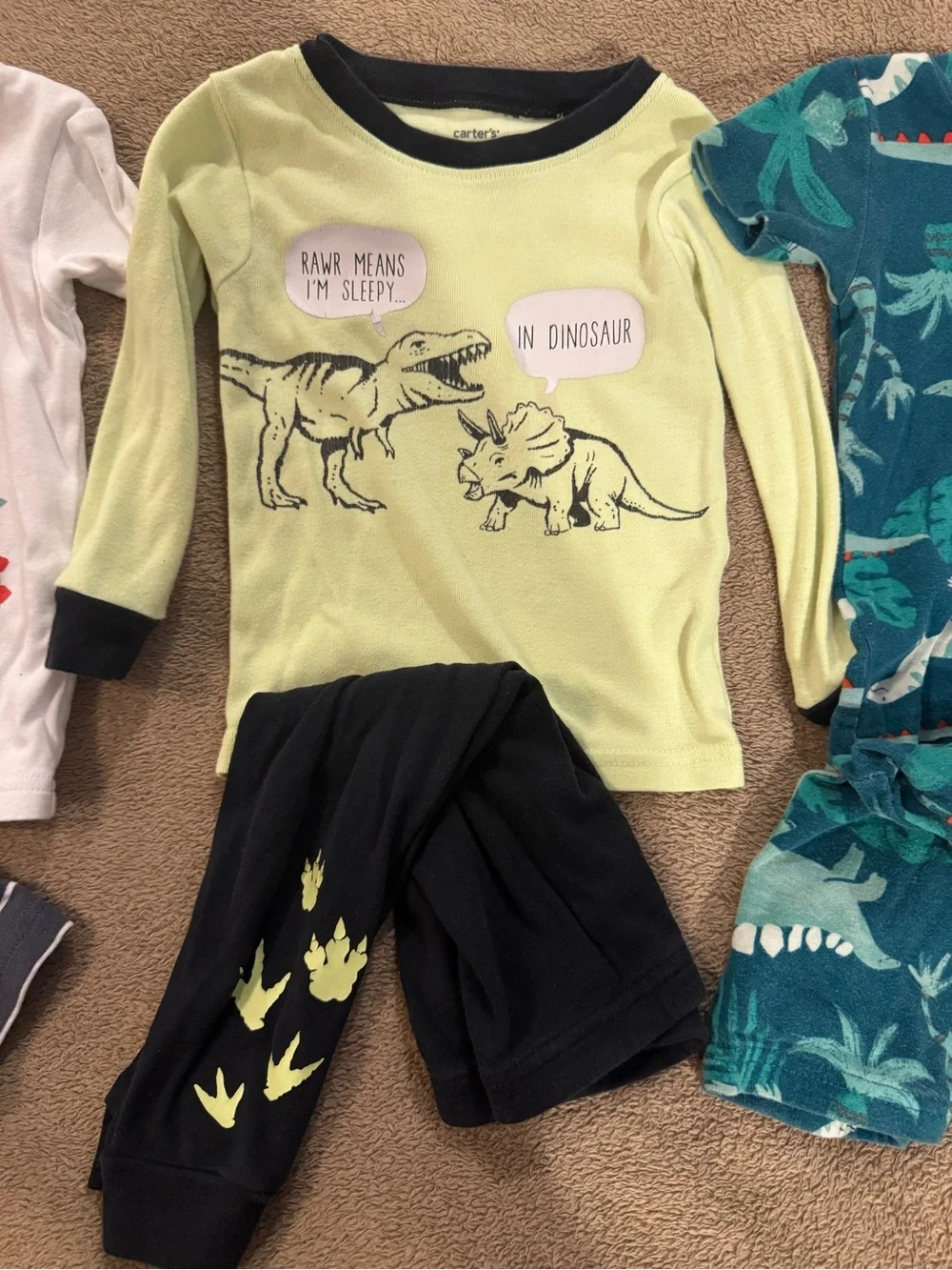 Boys Dinosaur Outfit Bundle | 3 Complete Outfits | Carter’s | Size 18M